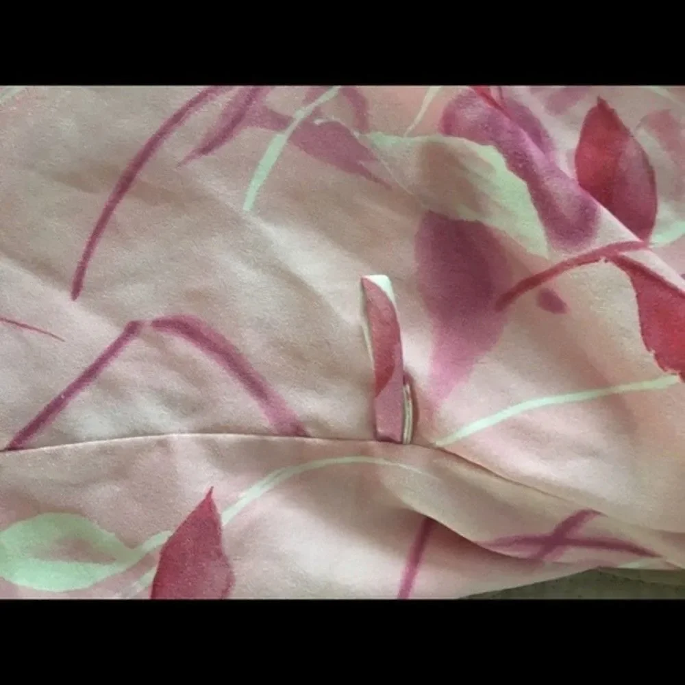 Vtg Y2k California Dynasty pink Floral Kaftan Casual 1-size wrap silky Robe Lady